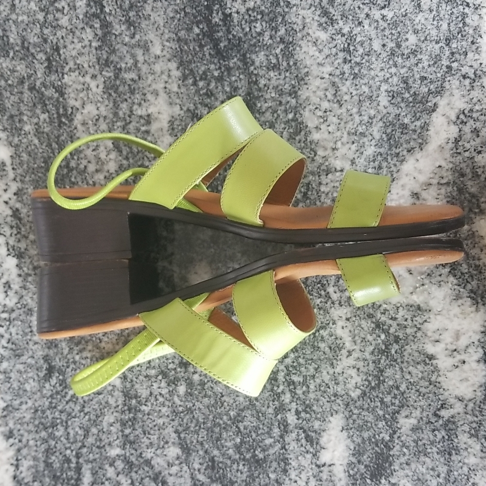 (6) Lime Green Strappy Low Heel Leather Upper Sandals Summer Vacation - Picture 4 of 12